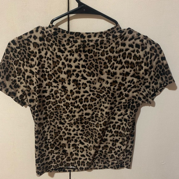 Leopard crop top - Picture 2 of 2